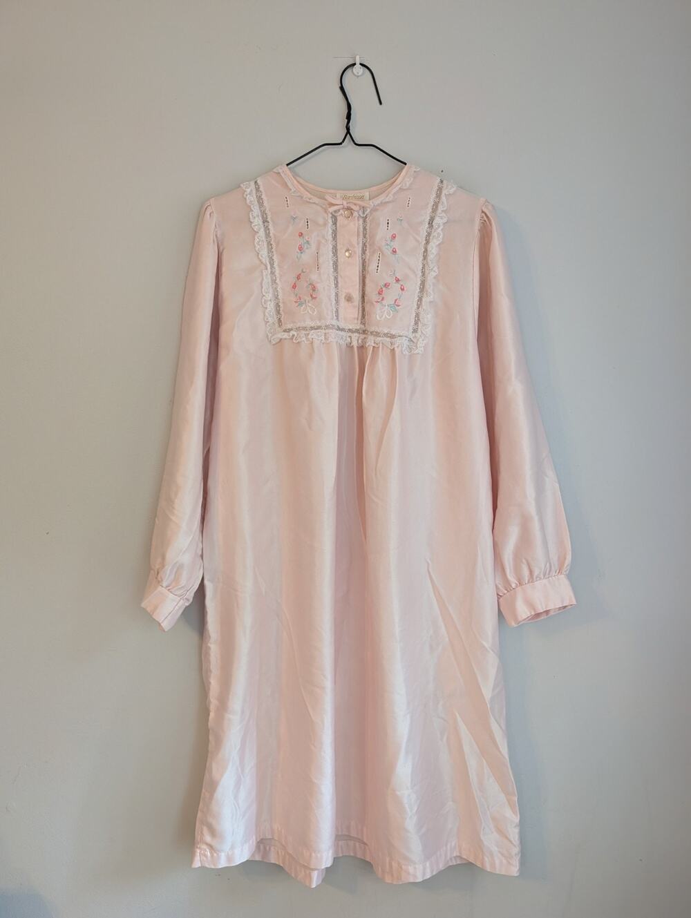 Vintage Barbizon Cuddleskin Pale Pink Satin Nightgown Lace Floral Embroidery M